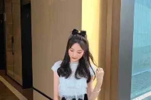 谢娜成都演唱会想看人数超35万艺人跨界为何引争议